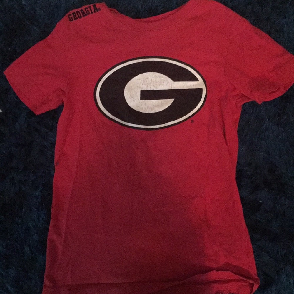 Red youth small (8-10) Georgia Bulldogs fitted tee